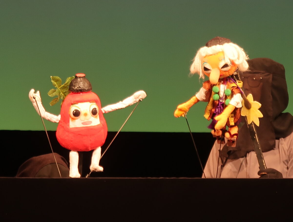ばおばぶ　音楽人形劇「はらぺこあおむし」人形劇「だるまちゃんとてんぐちゃん」
